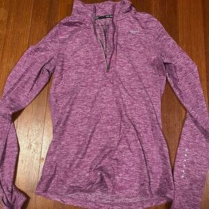 Nike Women’s 1/4 zip